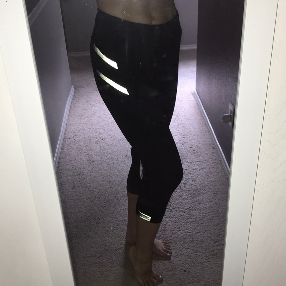 cropped lulu lemon leggings